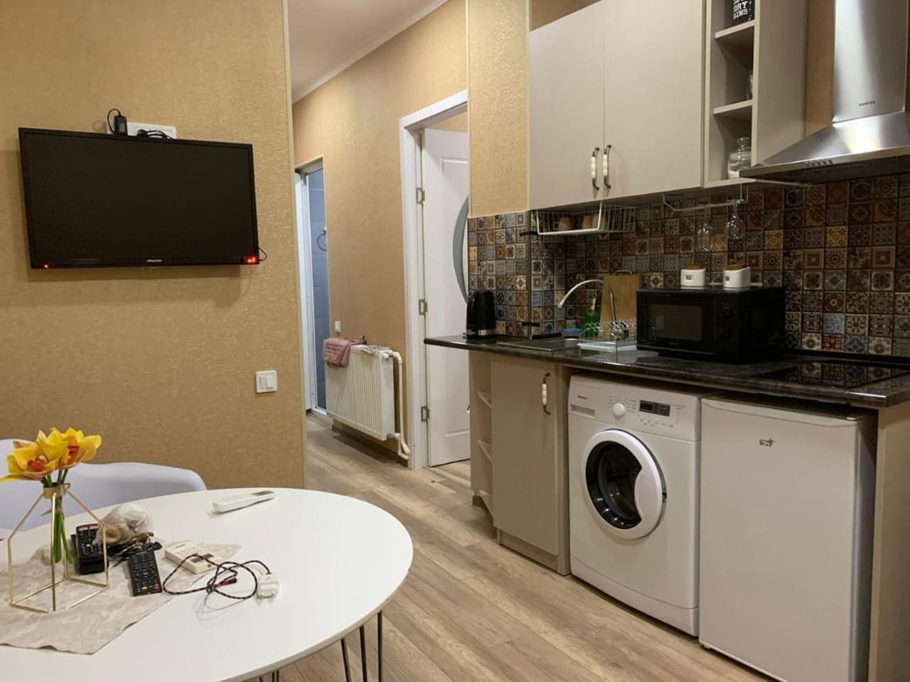 Apartment On L.Meskhishvili Turn Tbilisi Ngoại thất bức ảnh