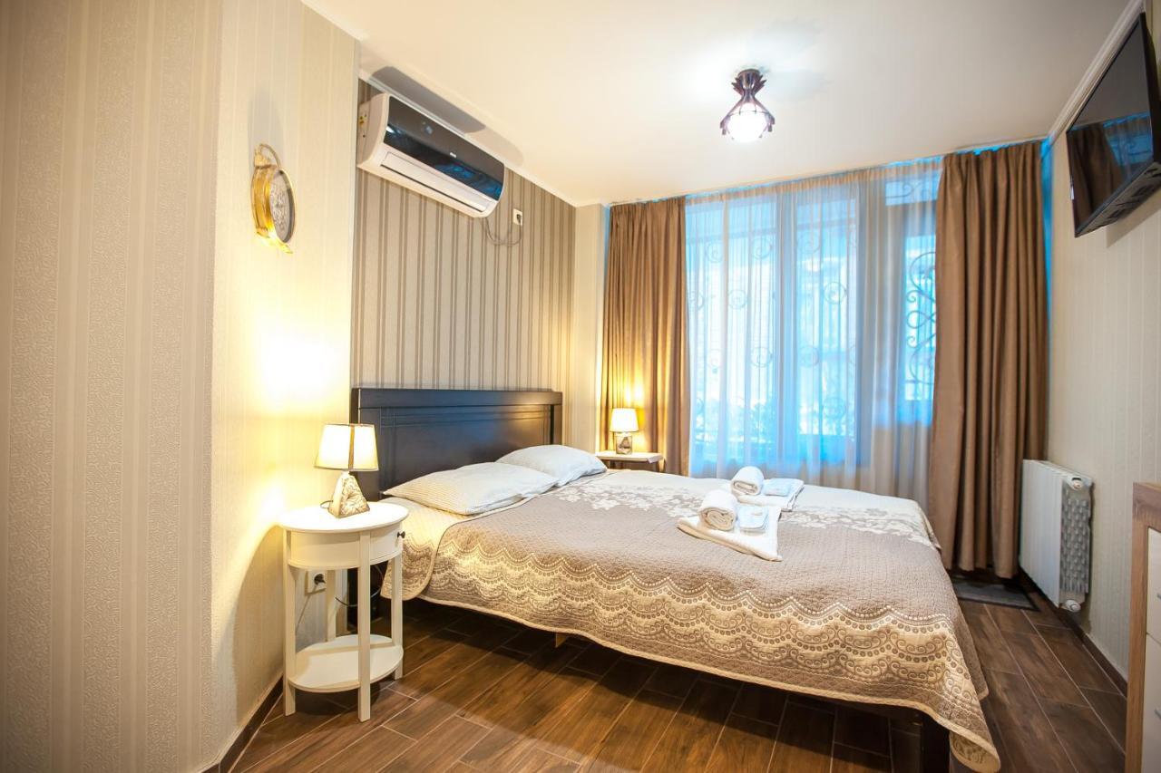 Apartment On L.Meskhishvili Turn Tbilisi Ngoại thất bức ảnh