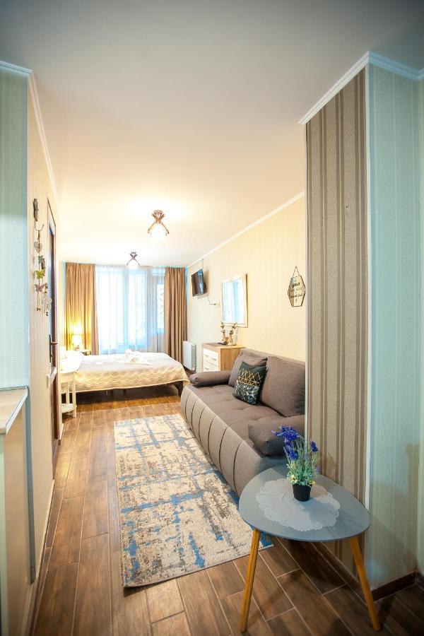 Apartment On L.Meskhishvili Turn Tbilisi Ngoại thất bức ảnh