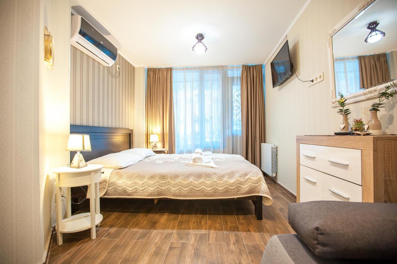 Apartment On L.Meskhishvili Turn Tbilisi Ngoại thất bức ảnh