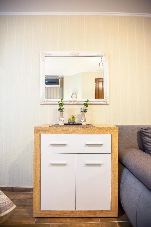 Apartment On L.Meskhishvili Turn Tbilisi Ngoại thất bức ảnh
