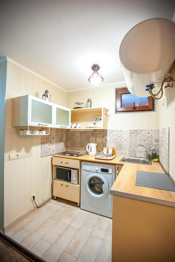 Apartment On L.Meskhishvili Turn Tbilisi Ngoại thất bức ảnh